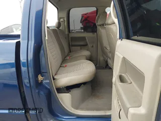 2007 Dodge 1500 ST z VIN 1D7HA18K57J562577, wystawiony jako IAAI lot #42355951 z przebiegiem 190 791 mil mil oraz . Historia ofert i sprzedaży dostępna na DreamBid. Obrazek 8.