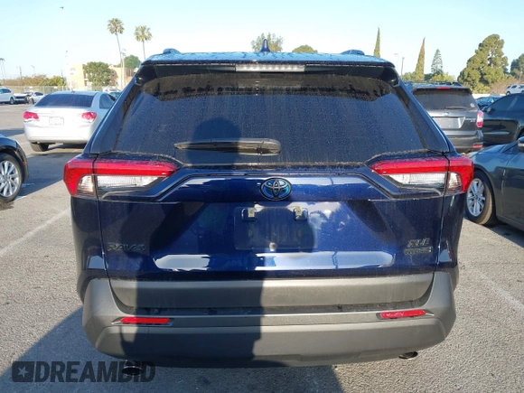 2024 Toyota RAV4 Hybrid XLE Premium with VIN JTMB6RFV0RD141316, listed as a IAAI auction lot 41980384 with 13,270 mi miles and . Bid and sale history available at DreamBid. Image 16.