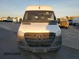 2019 Mercedes-Benz Sprinter Passenger with VIN WDZPF0CD9KP101513, listed as a Copart auction lot 82683194 with 120,274 mi miles and Clean Title. Bid and sale history available at carsss.com. Image 5.