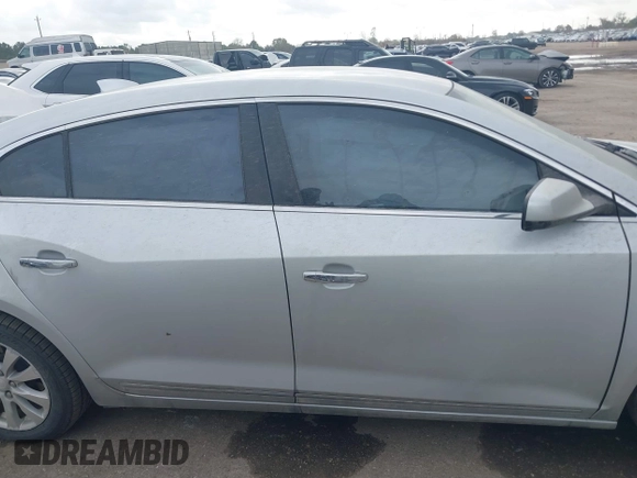 2015 Buick LaCrosse with VIN 1G4GA5GR1FF211495, listed as a IAAI auction lot 41081499 with 31,668 mi miles and . Bid and sale history available at DreamBid. Image 13.