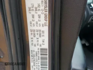 2014 Dodge Durango R/T z VIN 1C4SDJCT0EC354387, wystawiony jako Copart lot #41760615 z przebiegiem 130 231 mil mil oraz Czysty tytuł • Clean title. Historia ofert i sprzedaży dostępna na DreamBid. Obrazek 14.