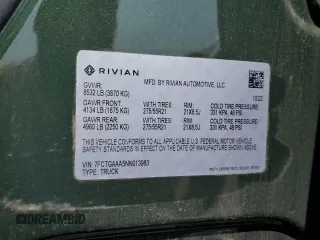 2022 Rivian R1T Adventure z VIN 7FCTGAAA5NN013983, wystawiony jako Copart lot #68013724 z przebiegiem 9006 mil mil oraz Szkody całkowita. Historia ofert i sprzedaży dostępna na DreamBid. Obrazek 12.