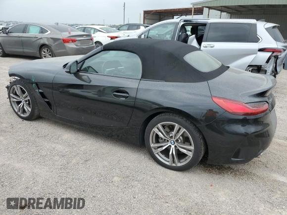 2025 BMW Z4 sDrive30i with VIN WBAHF3C05SWY40884, listed as a Copart auction lot 51104275 with 9,313 mi miles and Clean Title. Bid and sale history available at carsss.com. Image 2.