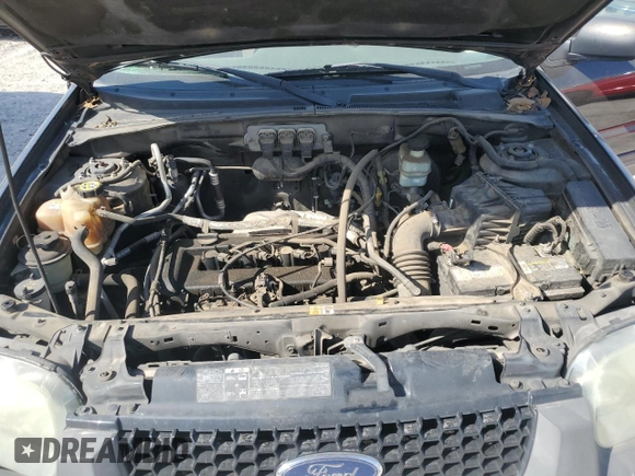 2005 Ford Escape XLS Value with VIN 1FMYU02Z35KB13600, listed as a Copart auction lot 71581184 with 187,747 mi miles and Salvage Title. Bid and sale history available at carsss.com. Image 13.
