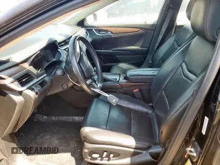 2019 Cadillac XTS Luxury z VIN 2G61M5S3XK9133339, wystawiony jako Copart lot #52651365 z przebiegiem 124 041 mil mil oraz Szkoda całkowita • Salvage title. Historia ofert i sprzedaży dostępna na DreamBid. Obrazek 7.