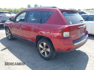 2016 Jeep Compass High Altitude z VIN 1C4NJDEB7GD775631, wystawiony jako IAAI lot #42244957 z przebiegiem 130 230 mil mil oraz . Historia ofert i sprzedaży dostępna na DreamBid. Obrazek 3.