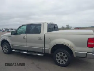 2006 Lincoln Mark LT with VIN 5LTPW185X6FJ17249, listed as a IAAI auction lot 42146867 with 1 mi miles. Bid and sale history available at carsss.com. Image 14.