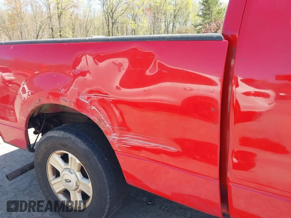 2006 Ford F-150 XLT with VIN 1FTPX14586FA51032, listed as a IAAI auction lot 42147294 with 193,824 mi miles. Bid and sale history available at carsss.com. Image 6.