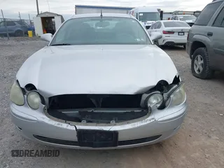 2005 Buick LaCrosse CXL z VIN 2G4WD562851192697, wystawiony jako IAAI lot #42077095 z przebiegiem 180 838 mil mil oraz . Historia ofert i sprzedaży dostępna na DreamBid. Obrazek 12.