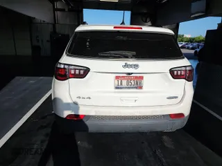 2022 Jeep Compass Latitude with VIN 3C4NJDBB6NT143179, listed as a IAAI auction lot 42748522 with 39,675 mi miles and . Bid and sale history available at DreamBid. Image 14.