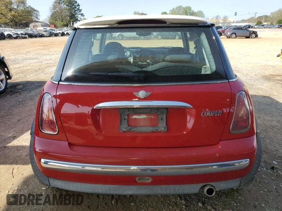 2002 MINI Hardtop with VIN WMWRC33452TC38393, listed as a Copart auction lot 51518205 with 94,609 mi miles and Clean Title. Bid and sale history available at DreamBid. Image 6.