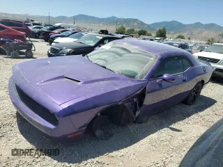 2019 Dodge Challenger SXT с VIN 2C3CDZAG7KH592954, выставлен на аукционе Copart как лот 61004555 с пробегом 117 377 миль миль и Списание • Salvage title. История ставок и продаж доступна на DreamBid. Изображение 1.