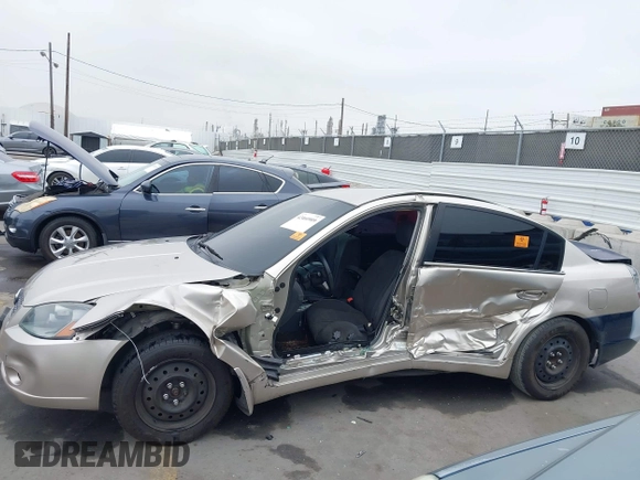2005 Nissan Altima S z VIN 1N4AL11D85N432287, wystawiony jako IAAI lot #42460909 z przebiegiem 135 568 mil mil oraz . Historia ofert i sprzedaży dostępna na DreamBid. Obrazek 6.