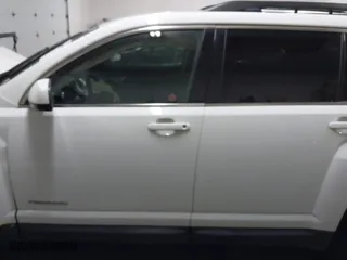 2012 GMC Terrain SLE-2 with VIN 2GKFLTE50C6199929, listed as a IAAI auction lot 41315957 with 137,930 mi miles. Bid and sale history available at carsss.com. Image 15.