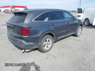 2022 Kia Sorento LX with VIN 5XYRGDLC4NG084017, listed as a IAAI auction lot 41835579 with 46,185 mi miles and . Bid and sale history available at DreamBid. Image 4.