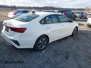 2019 Kia Forte LXS with VIN 3KPF24AD6KE078919, listed as a IAAI auction lot 41012080 with 71,998 mi miles. Bid and sale history available at carsss.com. Image 4.