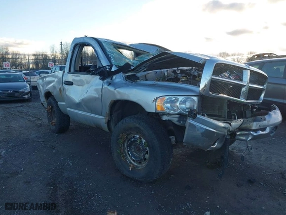 2005 Dodge Ram 1500 SLT with VIN 1D7HU16N15J651807, listed as a IAAI auction lot 41070386 with 225,656 mi miles. Bid and sale history available at carsss.com. Image 1.