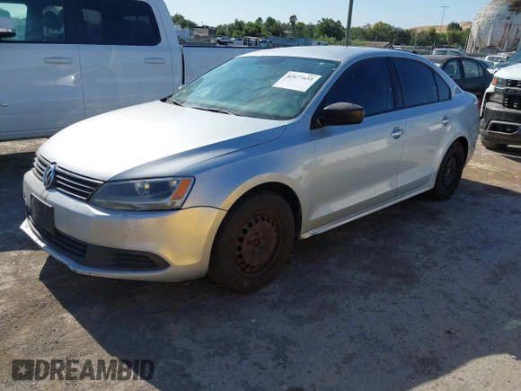 2014 Volkswagen Jetta S with VIN 3VW2K7AJ0EM391770, listed as a IAAI auction lot 42677433 with 200,032 mi miles and . Bid and sale history available at DreamBid. Image 2.