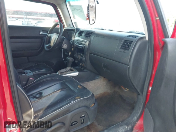 2006 Hummer H3 with VIN 5GTDN136068173903, listed as a IAAI auction lot 42105902 with 215,303 mi miles. Bid and sale history available at carsss.com. Image 5.