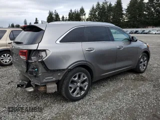 2016 Kia Sorento SXL with VIN 5XYPK4A10GG050814, listed as a Copart auction lot 80686164 with 105,935 mi miles and Salvage Title. Bid and sale history available at carsss.com. Image 3.