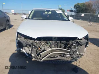 2014 Audi A8 3.0T z VIN WAURGAFDXEN006902, wystawiony jako IAAI lot #41099662 z przebiegiem 118 734 mil mil oraz . Historia ofert i sprzedaży dostępna na DreamBid. Obrazek 13.