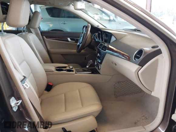 2013 Mercedes-Benz C 350 Sport with VIN WDDGF5HB7DG147211, listed as a IAAI auction lot 41615722 with 89,082 mi miles and . Bid and sale history available at DreamBid. Image 5.