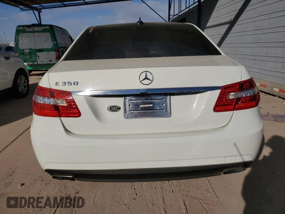 2012 Mercedes-Benz E E 350 Luxury with VIN WDDHF5KB2CA596827, listed as a Copart auction lot 88152985 with 132,042 mi miles and Salvage Title. Bid and sale history available at carsss.com. Image 6.