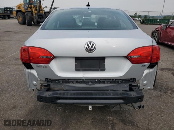 2014 Volkswagen Jetta SE with VIN 3VWD17AJXEM359307, listed as a Copart auction lot 59985785 with 152,180 mi miles and Clean title. Bid and sale history available at DreamBid. Image 6.
