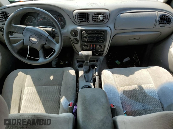 2007 Chevrolet TrailBlazer LS with VIN 1GNDT13S972202384, listed as a Copart auction lot 70833834 with 218,992 mi miles and Salvage Title. Bid and sale history available at DreamBid. Image 8.