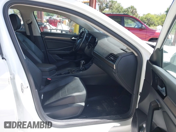 2019 Volkswagen Jetta SEL Premium с VIN 3VWGB7BU6KM168451, выставлен на аукционе IAAI как лот 42090183 с пробегом 75 851 миль миль и . История ставок и продаж доступна на DreamBid. Изображение 5.