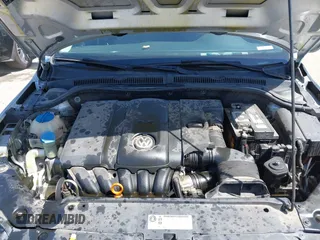 2011 Volkswagen Jetta SE with VIN 3VWDZ7AJ4BM394140, listed as a IAAI auction lot 42284735 with 177,495 mi miles and . Bid and sale history available at DreamBid. Image 10.