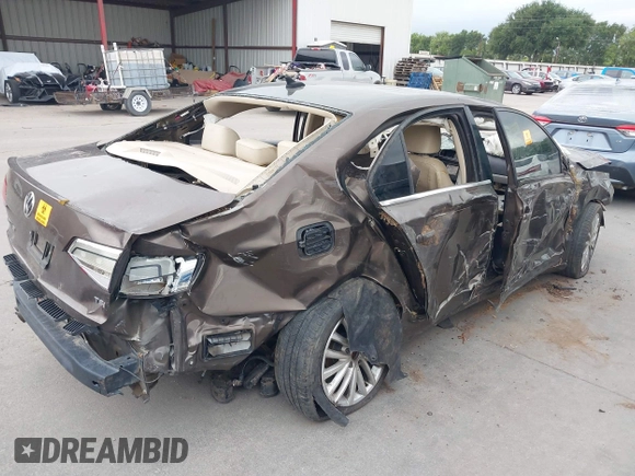 2015 Volkswagen Jetta SE with VIN 3VWD17AJ1FM202041, listed as a IAAI auction lot 42179706 with 80,777 mi miles and . Bid and sale history available at DreamBid. Image 4.
