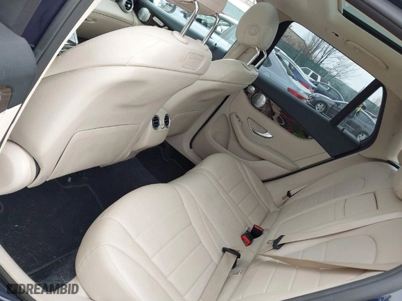 2019 Mercedes-Benz GLC with VIN WDC0G4KB3KV117959, listed as a IAAI auction lot 41838588 with NaN miles. Bid and sale history available at carsss.com. Image 19.