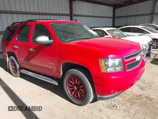 2013 Chevrolet Tahoe LT with VIN 1GNSKBE01DR225513, listed as a IAAI auction lot 42169503 with 219,278 mi miles and . Bid and sale history available at DreamBid. Image 1.