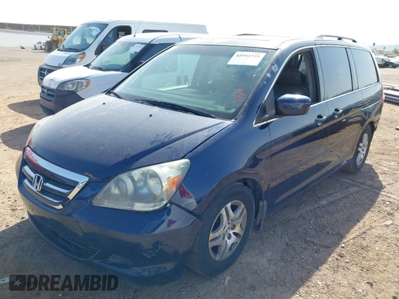 2005 Honda Odyssey EX-L with VIN 5FNRL38755B007567, listed as a IAAI auction lot 41952348 with 183,514 mi miles and . Bid and sale history available at carsss.com. Image 2.