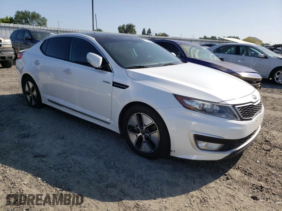 2013 Kia Optima Hybrid EX with VIN KNAGM4AD0D5061303, listed as a Copart auction lot 55118975 with 152,888 mi miles and Clean Title. Bid and sale history available at carsss.com. Image 4.