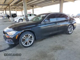 2018 BMW 3 Series 330i with VIN WBA8B9G54JNU96568, listed as a Copart auction lot 49465895 with 60,043 mi miles and Salvage Title. Bid and sale history available at carsss.com. Image 1.
