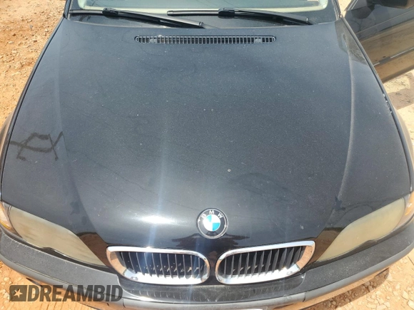 2002 BMW 3 Series 325i with VIN WBAET37482NG78685, listed as a Copart auction lot 55159125 with 107,000 mi miles and Clean Title. Bid and sale history available at carsss.com. Image 11.
