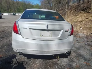 2010 Lincoln MKS w/EcoBoost with VIN 1LNHL9FT3AG611242, listed as a IAAI auction lot 42142027 with 103,758 mi miles. Bid and sale history available at carsss.com. Image 14.