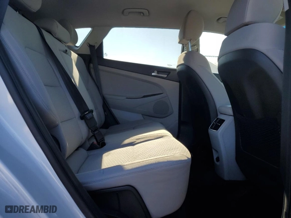 2019 Hyundai Tucson SEL with VIN KM8J3CAL3KU960877, listed as a Copart auction lot 48626825 with 29,900 mi miles and Salvage Title. Bid and sale history available at carsss.com. Image 11.