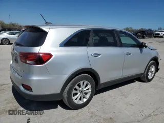 2020 Kia Sorento LX V6 with VIN 5XYPG4A55LG627108, listed as a Copart auction lot 49241195 with 226,504 mi miles and Salvage Title. Bid and sale history available at carsss.com. Image 3.
