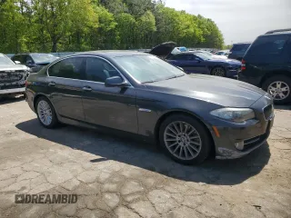 2011 BMW 5 Series 535i z VIN WBAFR7C55BC604867, wystawiony jako Copart lot #52096975 z przebiegiem 196 624 mil mil oraz Szkoda całkowita • Salvage title. Historia ofert i sprzedaży dostępna na DreamBid. Obrazek 4.