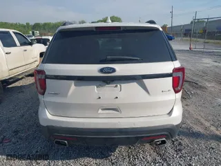 2016 Ford Explorer Sport with VIN 1FM5K8GT0GGB77899, listed as a IAAI auction lot 42076102 with 132,163 mi miles. Bid and sale history available at carsss.com. Image 16.