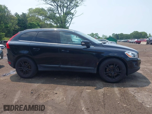 2010 Volvo XC60 3.0T with VIN YV4992DZ0A2024271, listed as a IAAI auction lot 42475748 with 146,156 mi miles and . Bid and sale history available at DreamBid. Image 13.