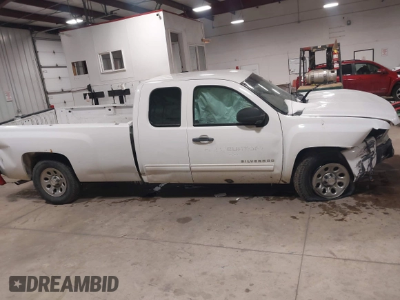 2011 Chevrolet Silverado 1500 LT with VIN 1GCRKSE07BZ417166, listed as a IAAI auction lot 41587194 with 194,863 mi miles and . Bid and sale history available at DreamBid. Image 12.