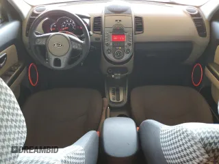 2010 Kia Soul + with VIN KNDJT2A20A7177177, listed as a Copart auction lot 53577815 with 166,213 mi miles and Salvage Title. Bid and sale history available at carsss.com. Image 8.