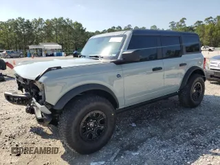 2024 Ford Bronco Black Diamond z VIN 1FMDE1BH6RLB16242, wystawiony jako Copart lot #49966475 z przebiegiem 4 672 mil mil oraz Szkoda całkowita • Salvage title. Historia ofert i sprzedaży dostępna na DreamBid. Obrazek 1.