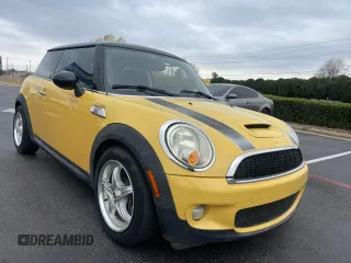 2007 MINI Hardtop S with VIN WMWMF73507TL90586, listed as a Copart auction lot 44470675 with 50,695 mi miles and Clean Title. Bid and sale history available at DreamBid. Image 1.