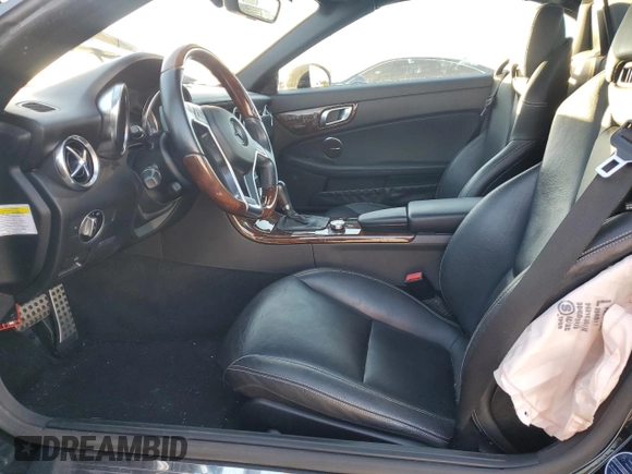 2012 Mercedes-Benz SLK 350 z VIN WDDPK5HAXCF009203, wystawiony jako Copart lot #83078254 z przebiegiem Nie podano mil oraz Szkoda całkowita • Salvage title. Historia ofert i sprzedaży dostępna na DreamBid. Obrazek 7.