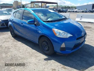 2014 Toyota Prius One z VIN JTDKDTB32E1085186, wystawiony jako IAAI lot #41805231 z przebiegiem 136 417 mil mil oraz . Historia ofert i sprzedaży dostępna na DreamBid. Obrazek 1.